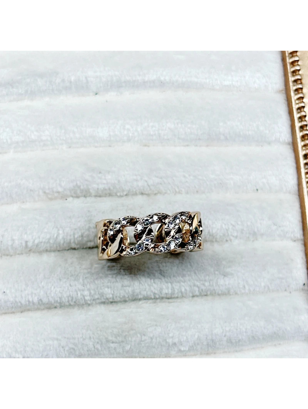 7354gc. Goldtone Chain Ring Bling Adjustable